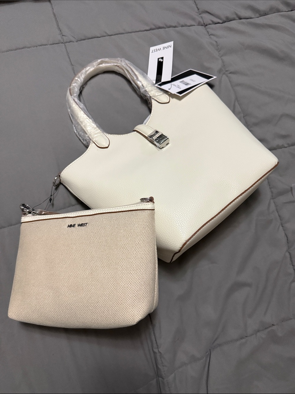 Brand NEW ** Nine West Tobias Cream Pebbled Tote with Matching Pouch